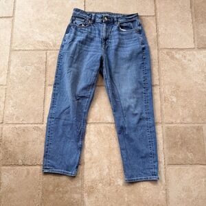 American Eagle Mom Jeans Medium Wash Distressed Blue Denim Size 6 Short